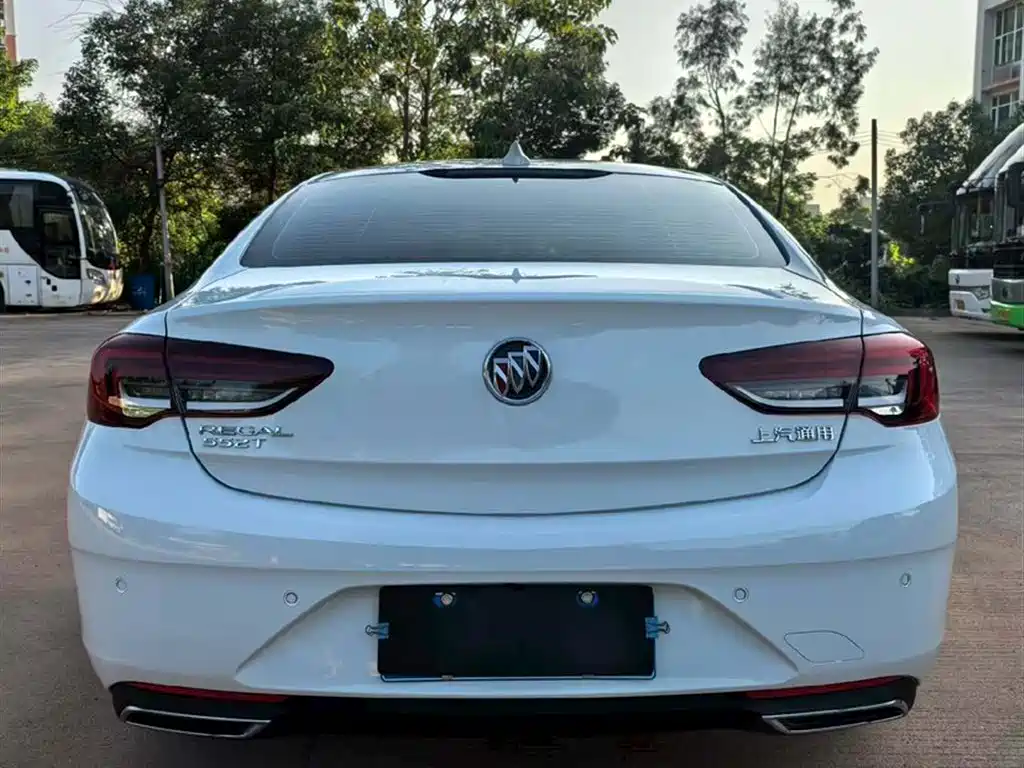 Buick Regal 2020 552T Elite фото 10