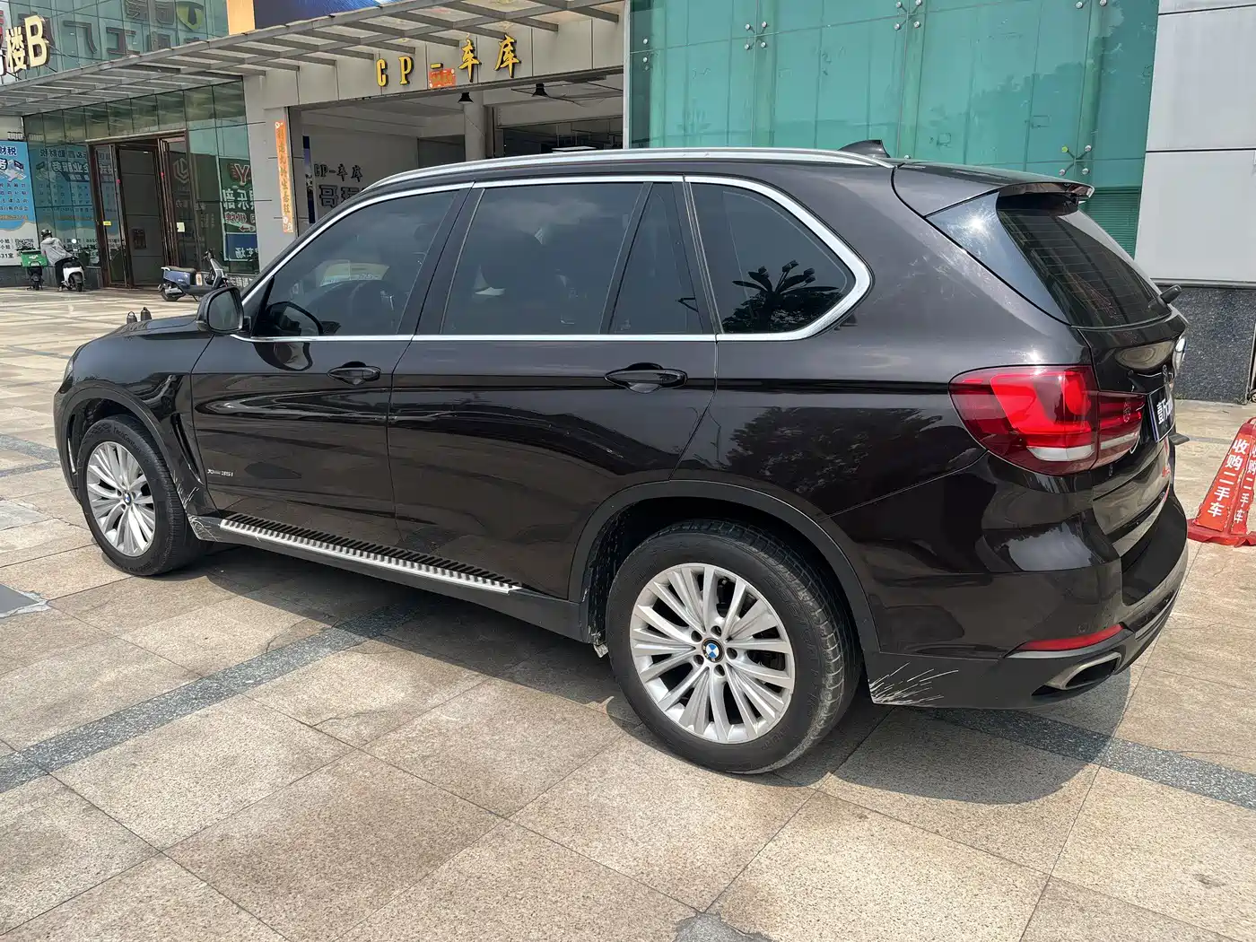 BMW X5 (Import) 2014 xDrive35i Leading фото 8