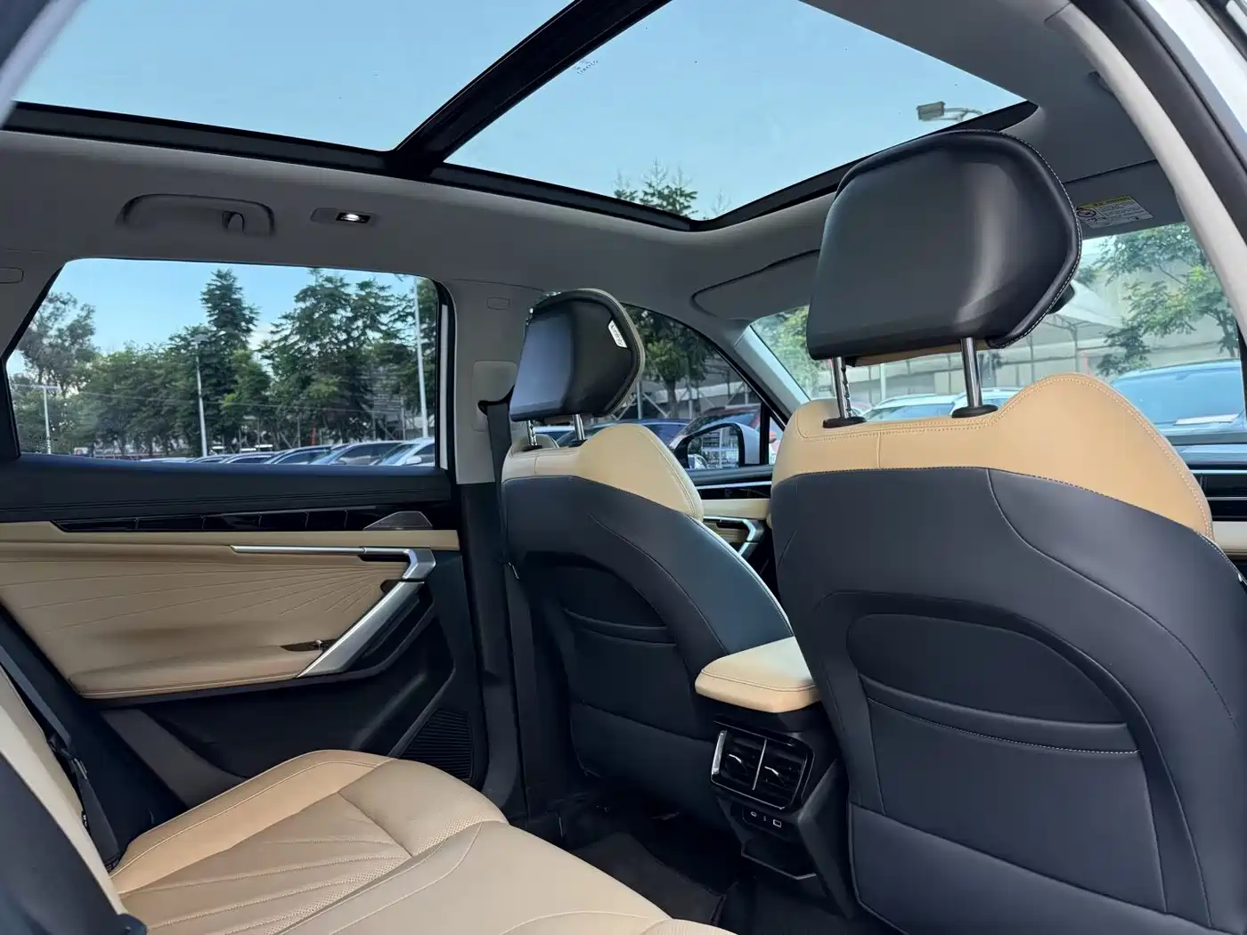 GEELY AUTOMOBILE BOYUE L