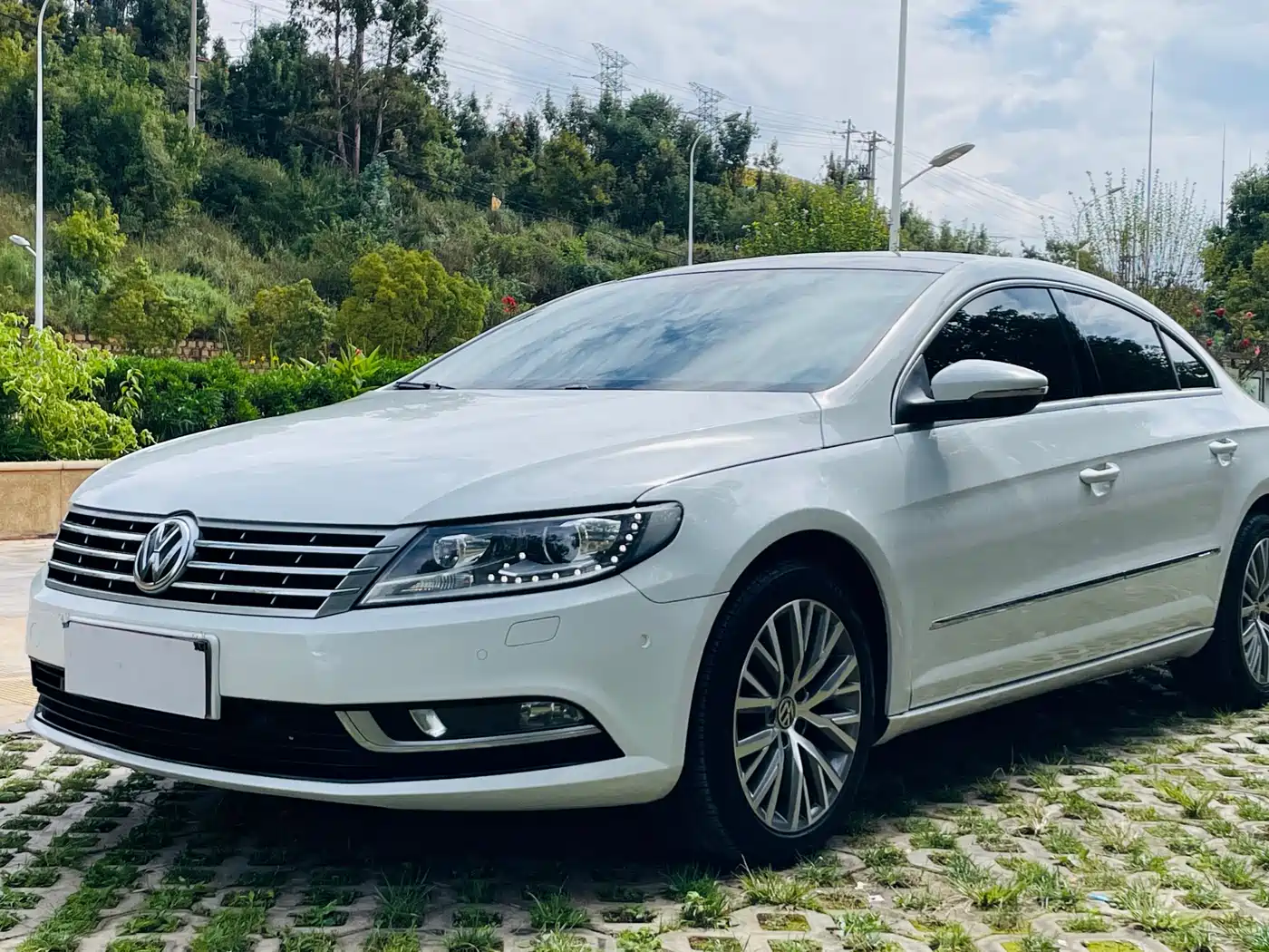 Volkswagen FAW-Volkswagen CC 2018 1.8TSI Luxury