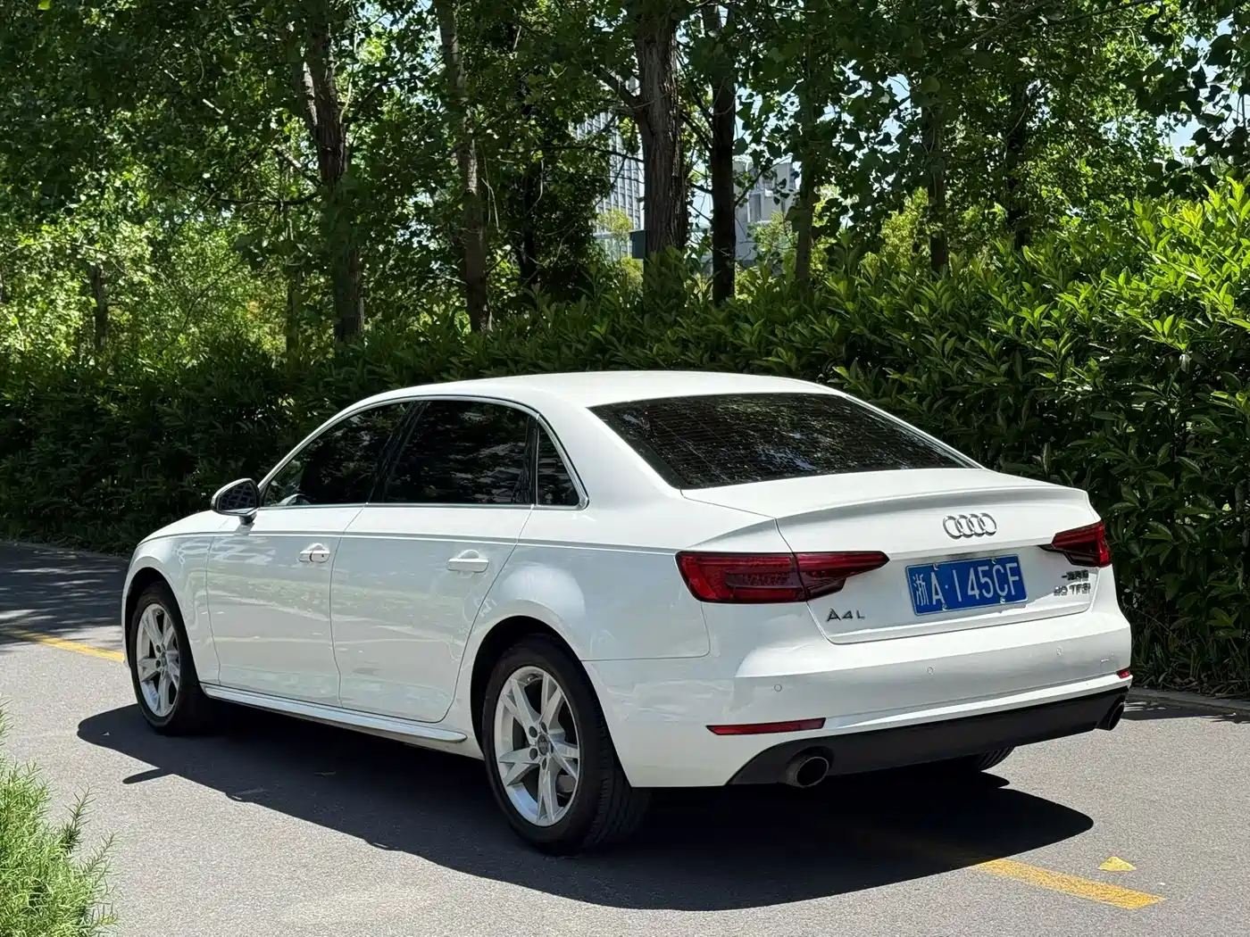Audi A4L 2017 Plus 40 TFSI Progressive фото 7