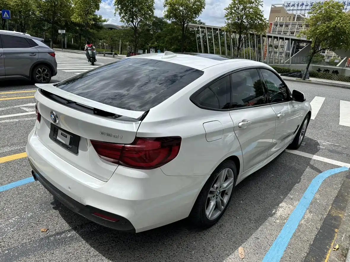 BMW 3 Series GT 2019 320i M Sport Package фото 3