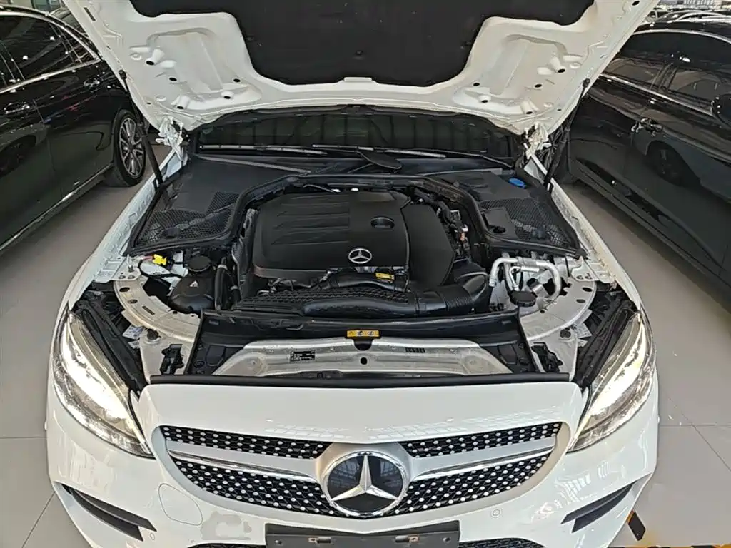 MERCEDES-BENZ CLASS C