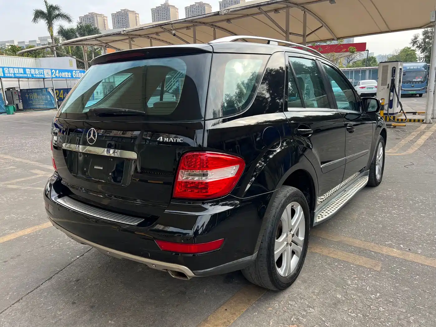 Mercedes-Benz M-Class 2010 ML 350 4MATIC Luxury фото 7