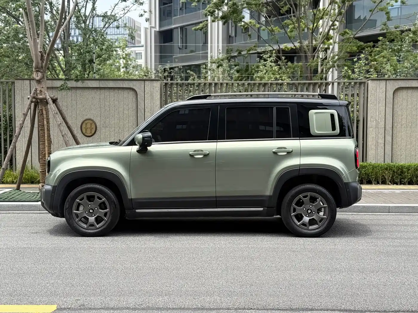 Baojun Yueye Plus 2024 2024 Smart Premium 4-Seater