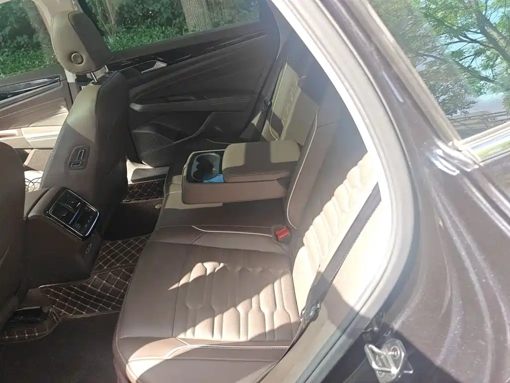 Volkswagen Passat 2019 330TSI Elite (China V) фото 14