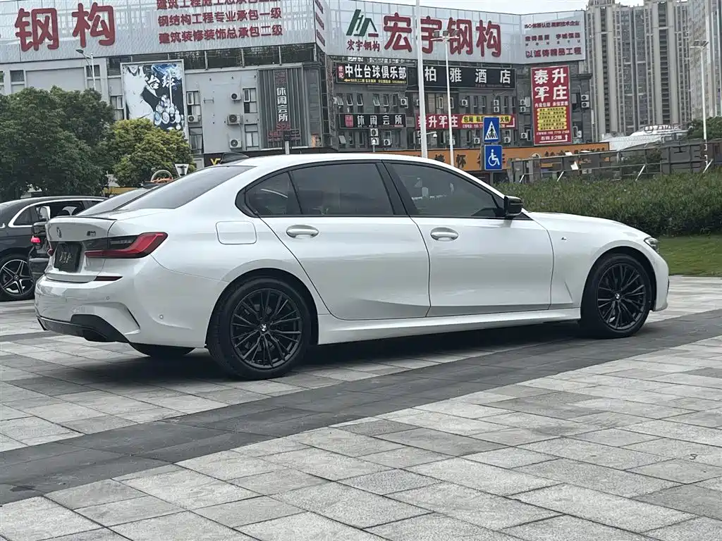 BMW 3 Series 2020 Facelift 325Li M Sport Night Edition фото 7