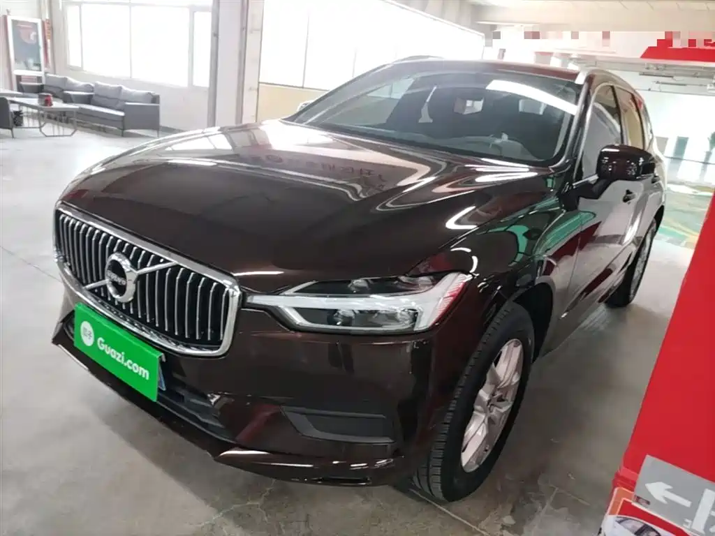 Фото 2 - Volvo XC60