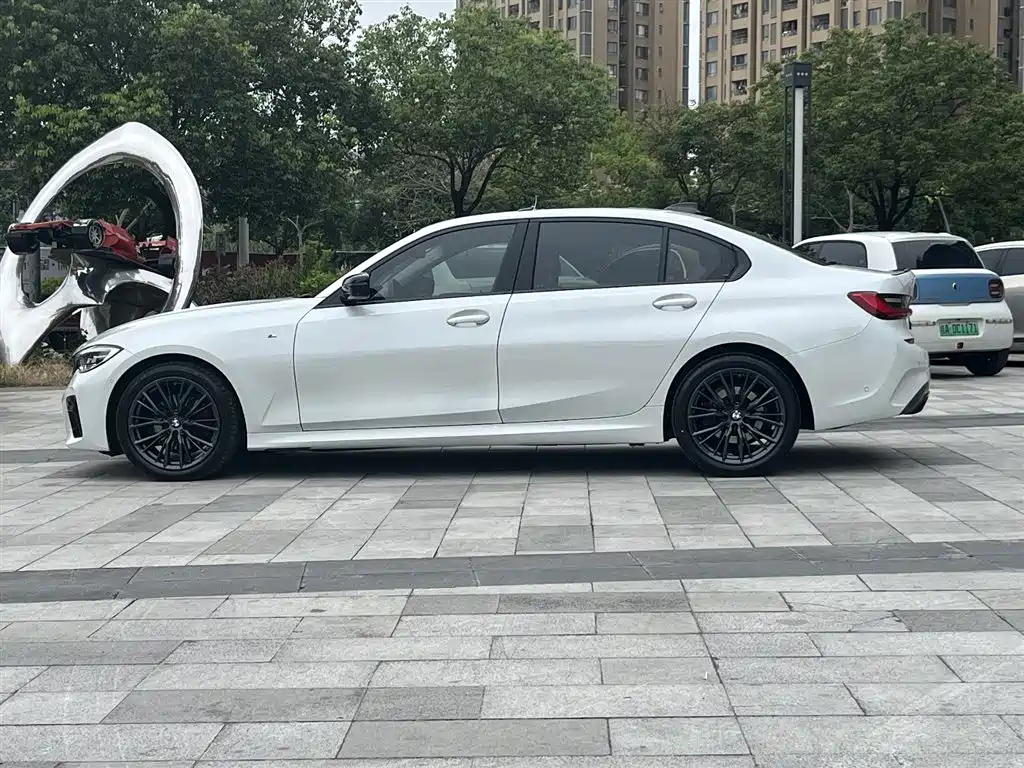 BMW 3 Series 2020 Facelift 325Li M Sport Night Edition фото 9
