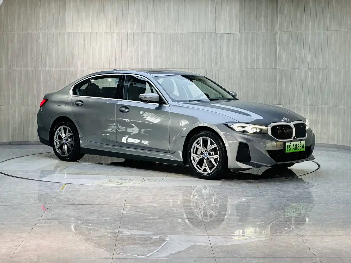 BMW i3 2022 eDrive 35 L фото 2
