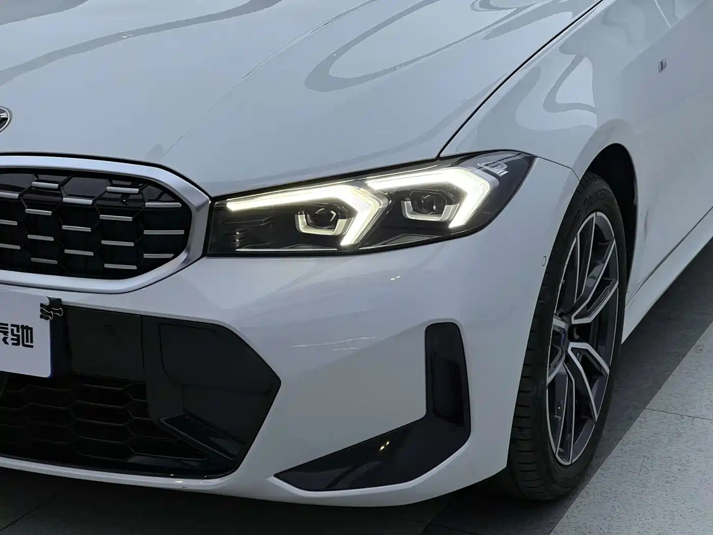 BMW 3 Series 2025 325Li M Sport Package фото 5