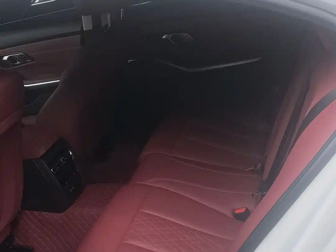 BMW 3 Series 2023 325i M Sport Package фото 4