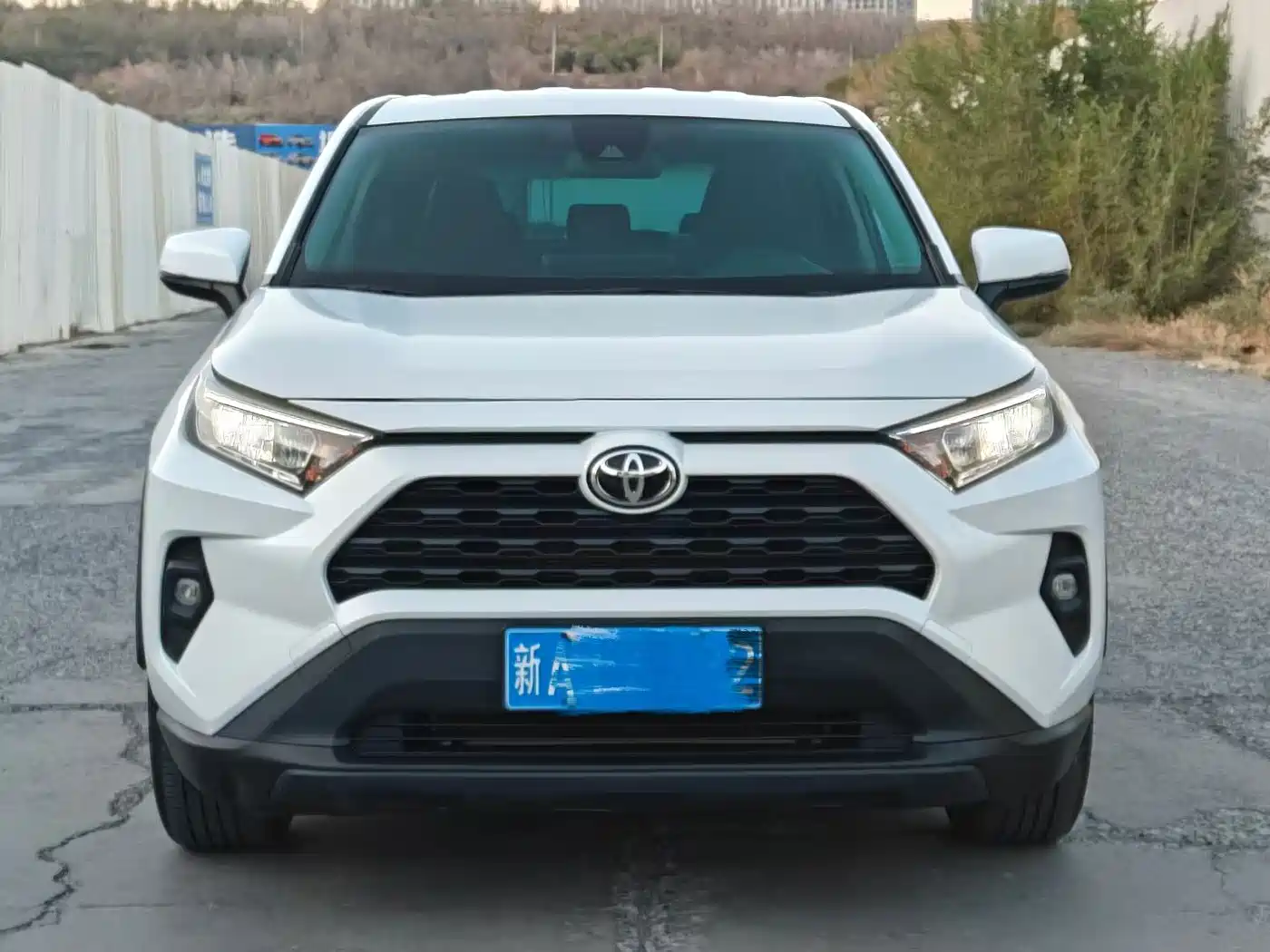 Toyota RAV4 Rongfang 2024 2.0L CVT FWD Urban Edition