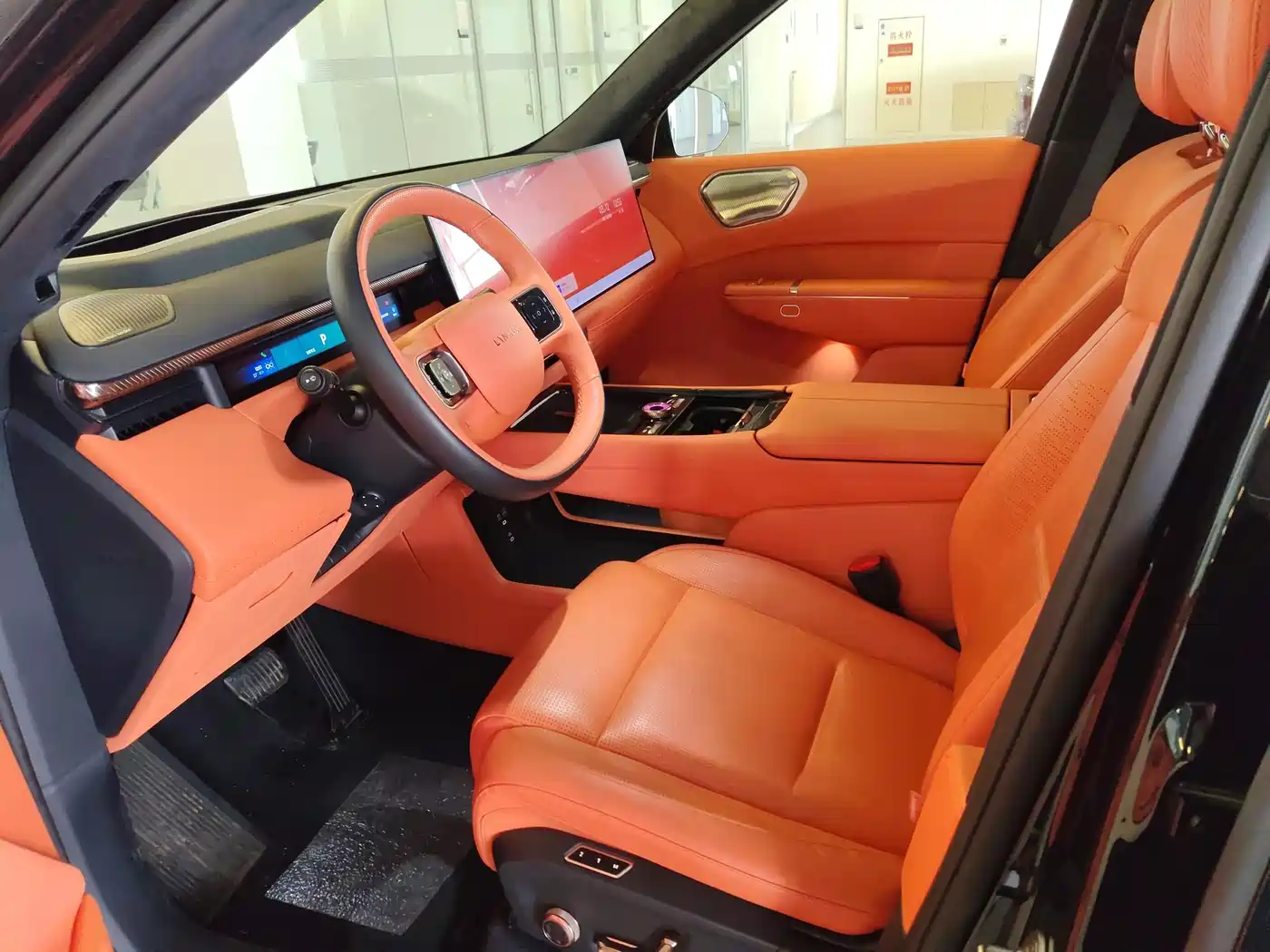 Lynk & Co 900 2025 1.5T Ultra фото 4