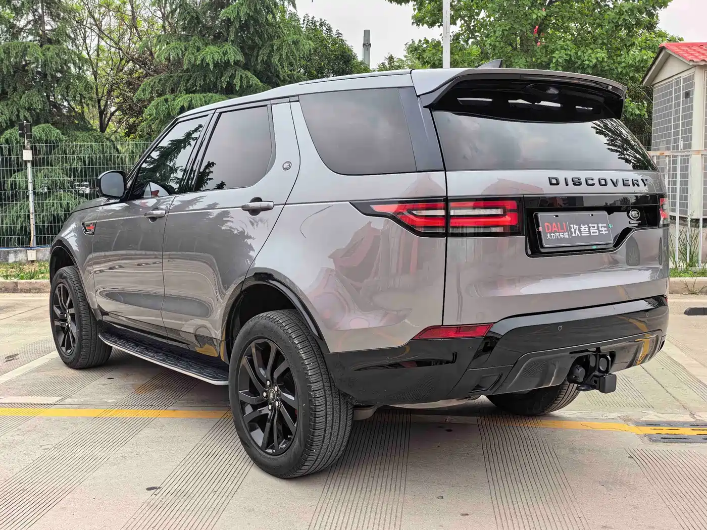 Фото 6 - Land Rover Discovery