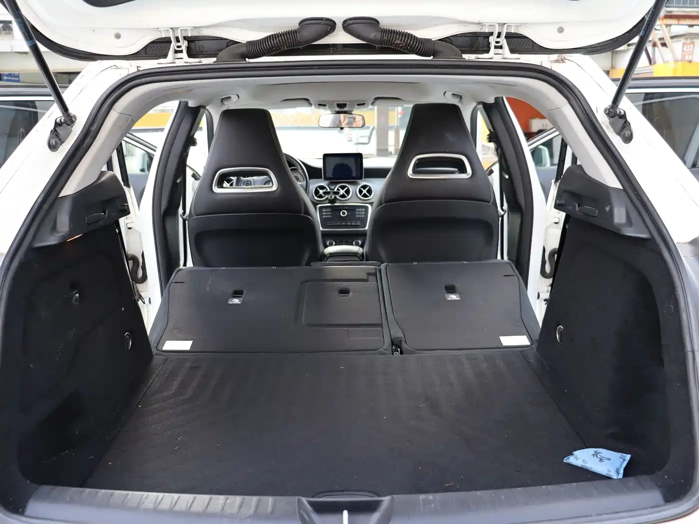 Mercedes-Benz GLA 2016 GLA 200 Dynamic фото 15