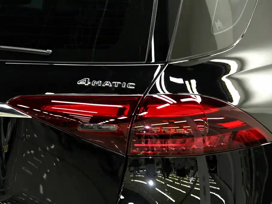 Mercedes-Benz GLE 2024 GLE 450 4MATIC Fashion фото 29