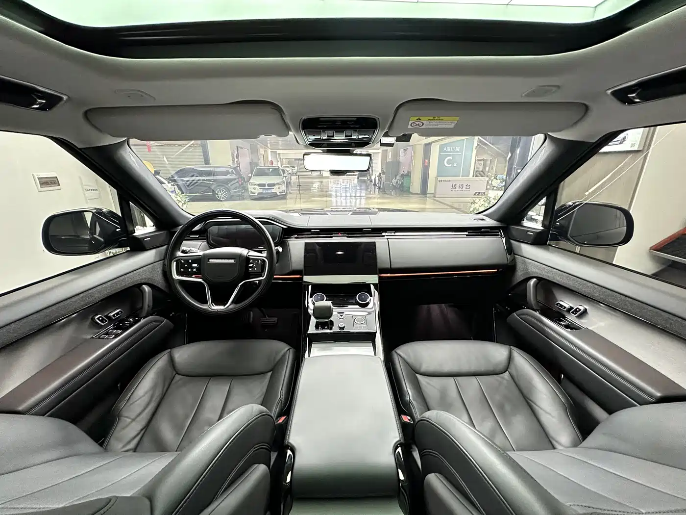 Land Rover Range Rover Sport 2023 360PS S фото 11