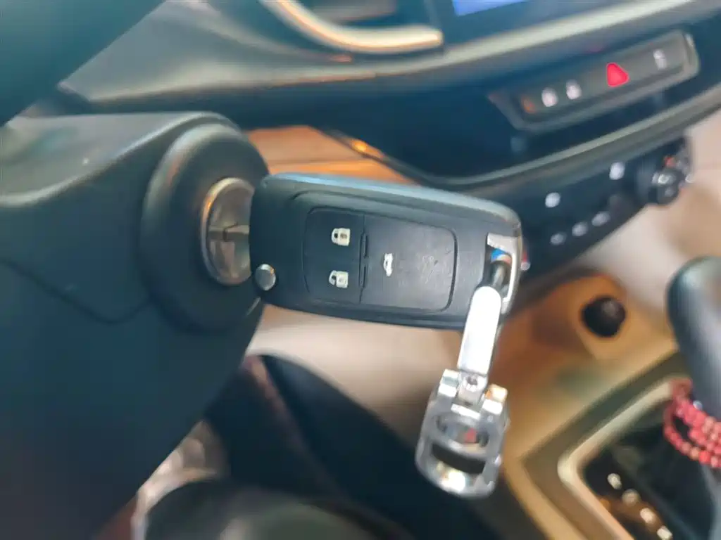 Buick Excelle 2021 Exemplar 1.5L Auto Progressive фото 9