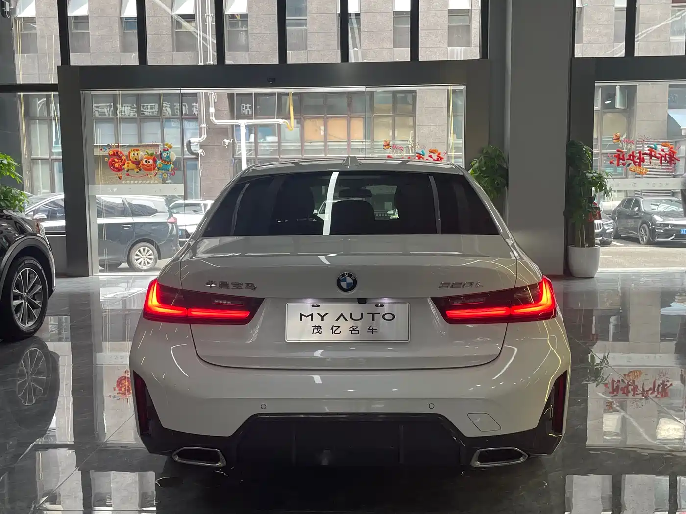 BMW 3 Series 2023 320Li M Sport Package фото 23