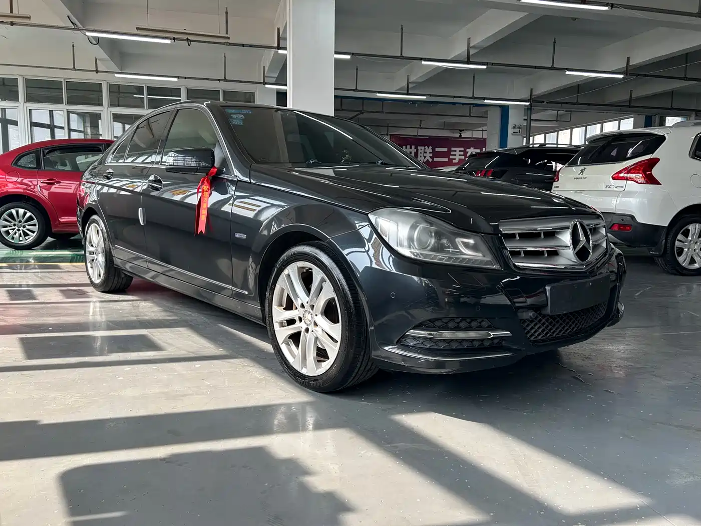 Mercedes-Benz C-Class 2011 C 200 CGI Fashion фото 3