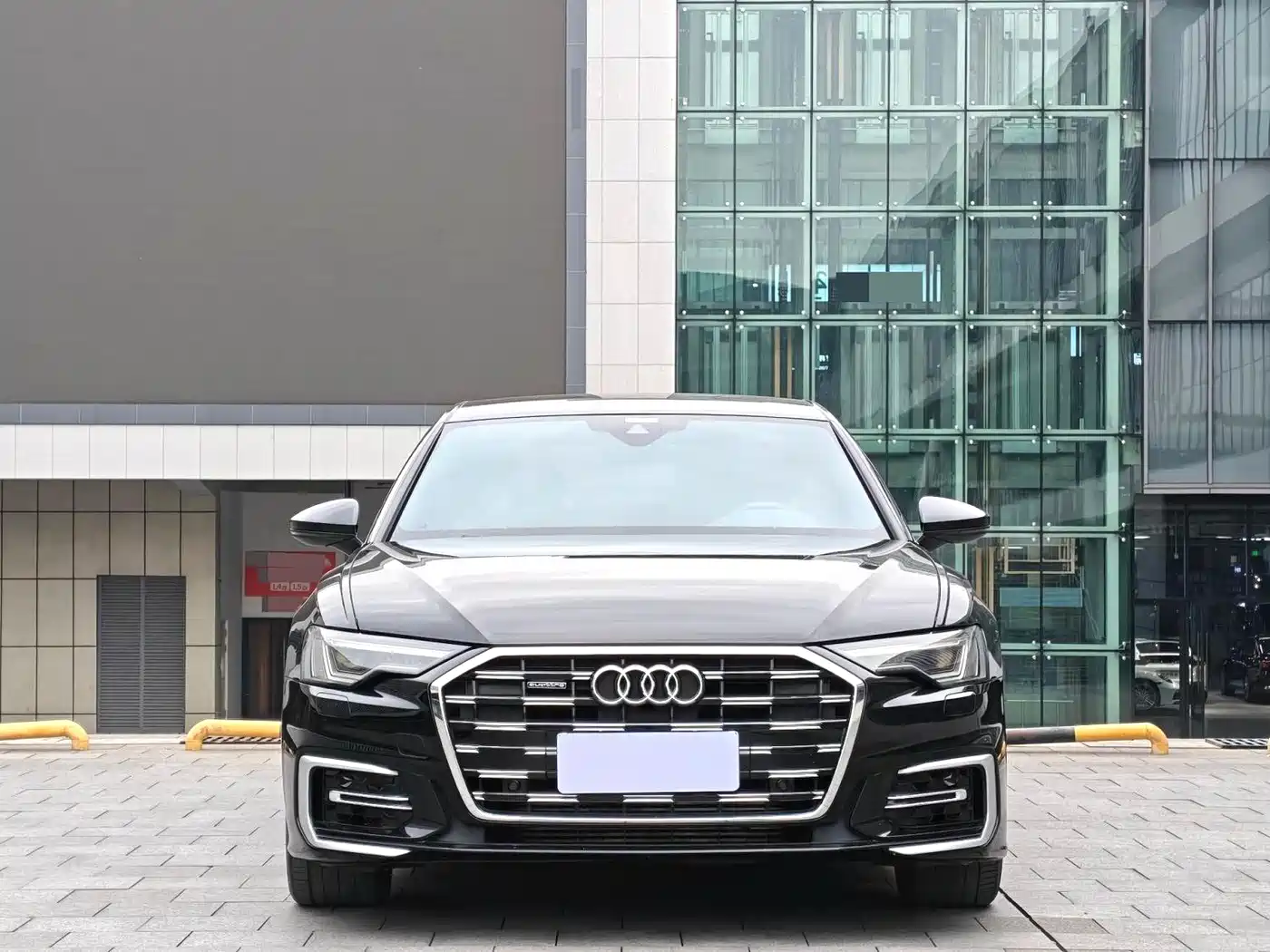 Audi A6L 2019 40 TFSI Luxury Dynamic фото 2