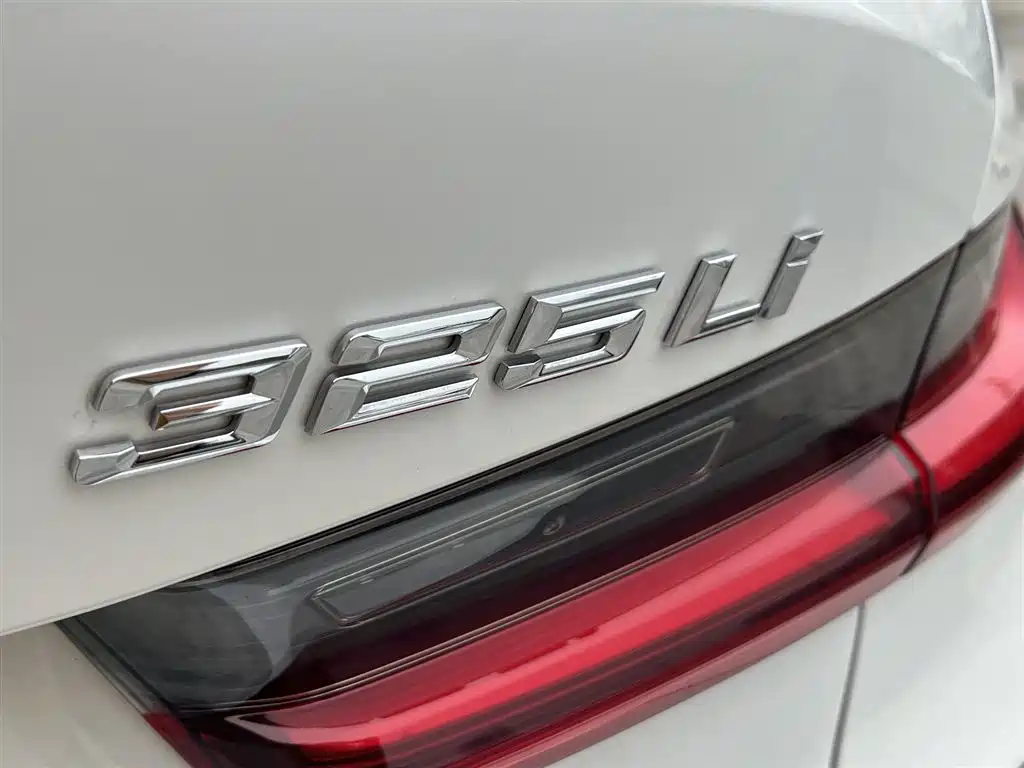 BMW 3 Series 2022 Facelift 325Li M Sport Package фото 30