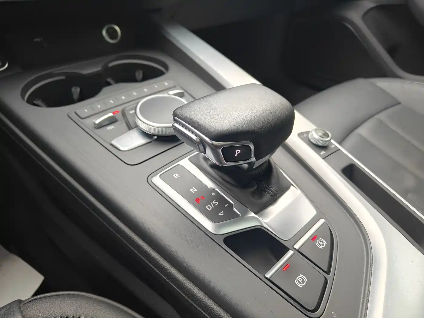 Audi A4L 2019 40 TFSI Fashion (China VI) фото 13
