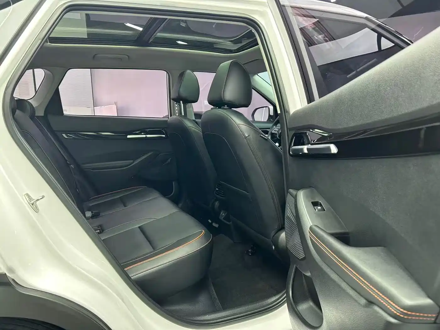 Kia Seltos 2023 1.4T DCT Luxury Edition фото 21