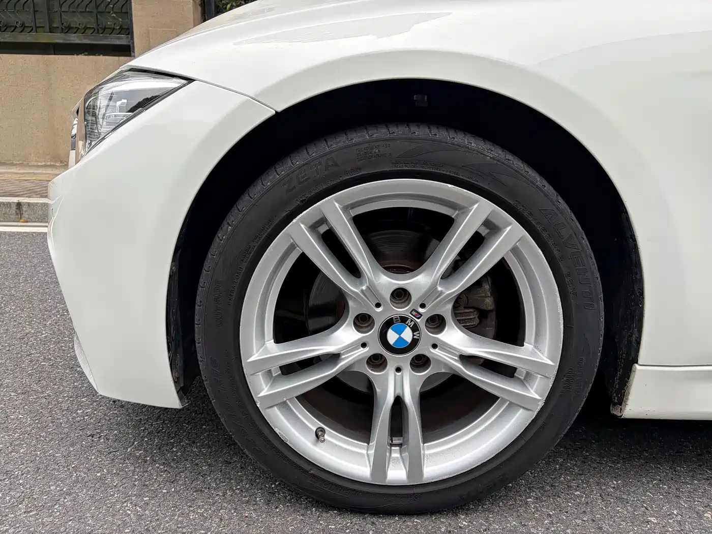 BMW 3 Series 2019 320Li M Luxury Package фото 4