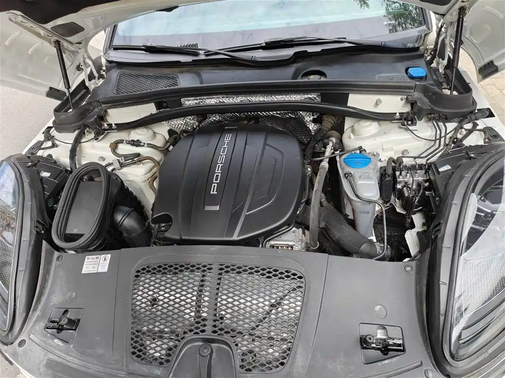 Porsche Macan 2017 Macan 2.0T фото 4