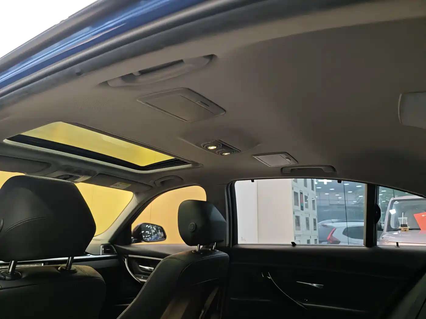 BMW 3 Series 2017 320Li M Sport фото 26
