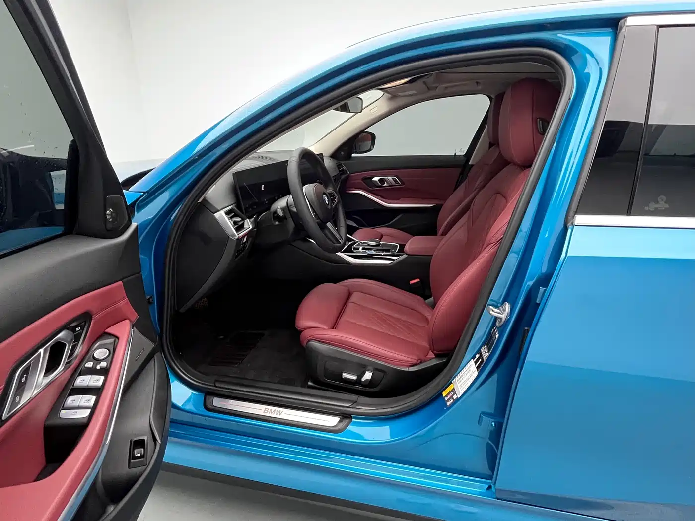 BMW i3 2022 eDrive 35 L фото 15
