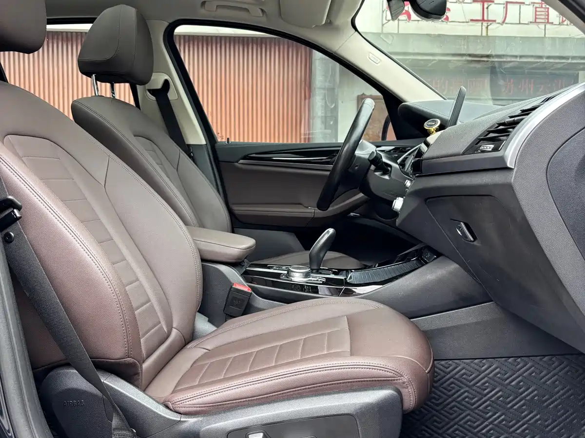 BMW X3 2018 xDrive25i M Sport Package China VI фото 19