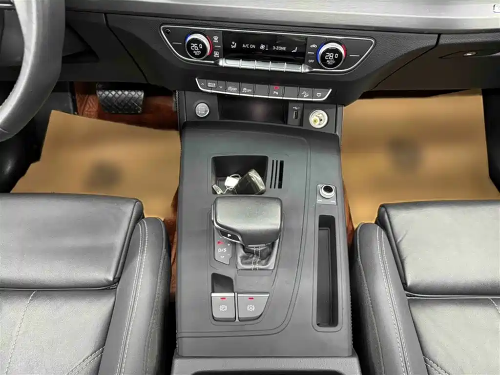 Audi Q5L 2023 40T Fashion Dynamic фото 11