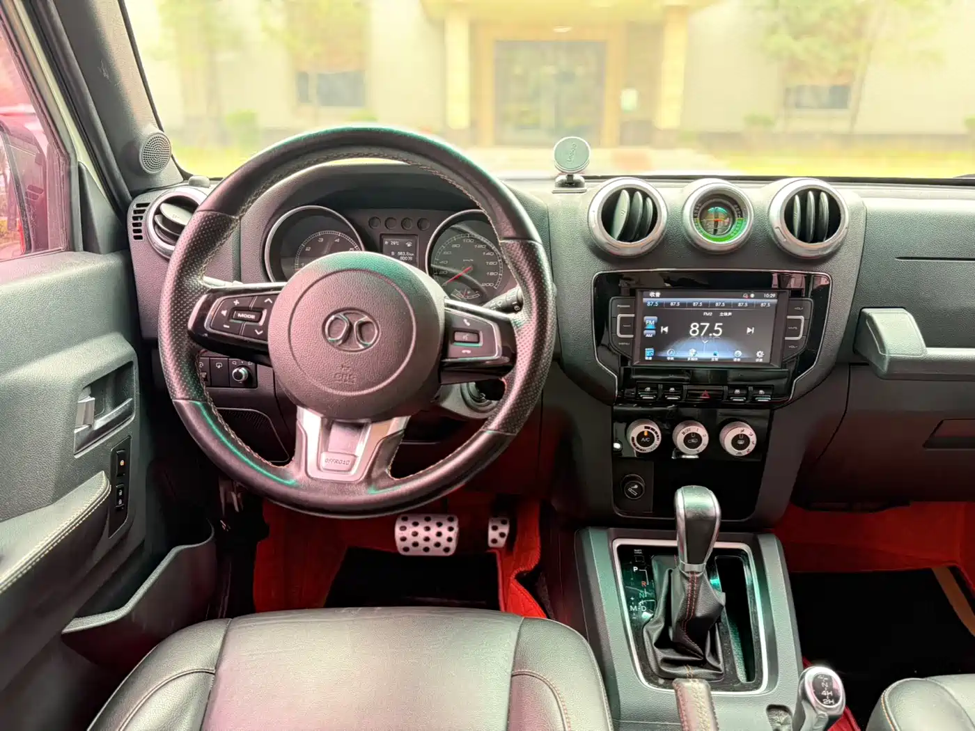 BAIC ORV Beijing Offroad BJ40 2016 Model 40L 2.3T Automatic 4WD Exclusive фото 10