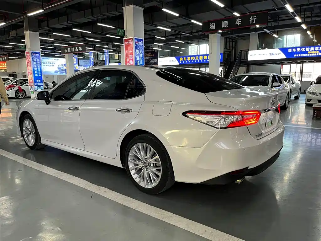 Toyota Camry 2019 2.5G Luxury (China V) фото 4