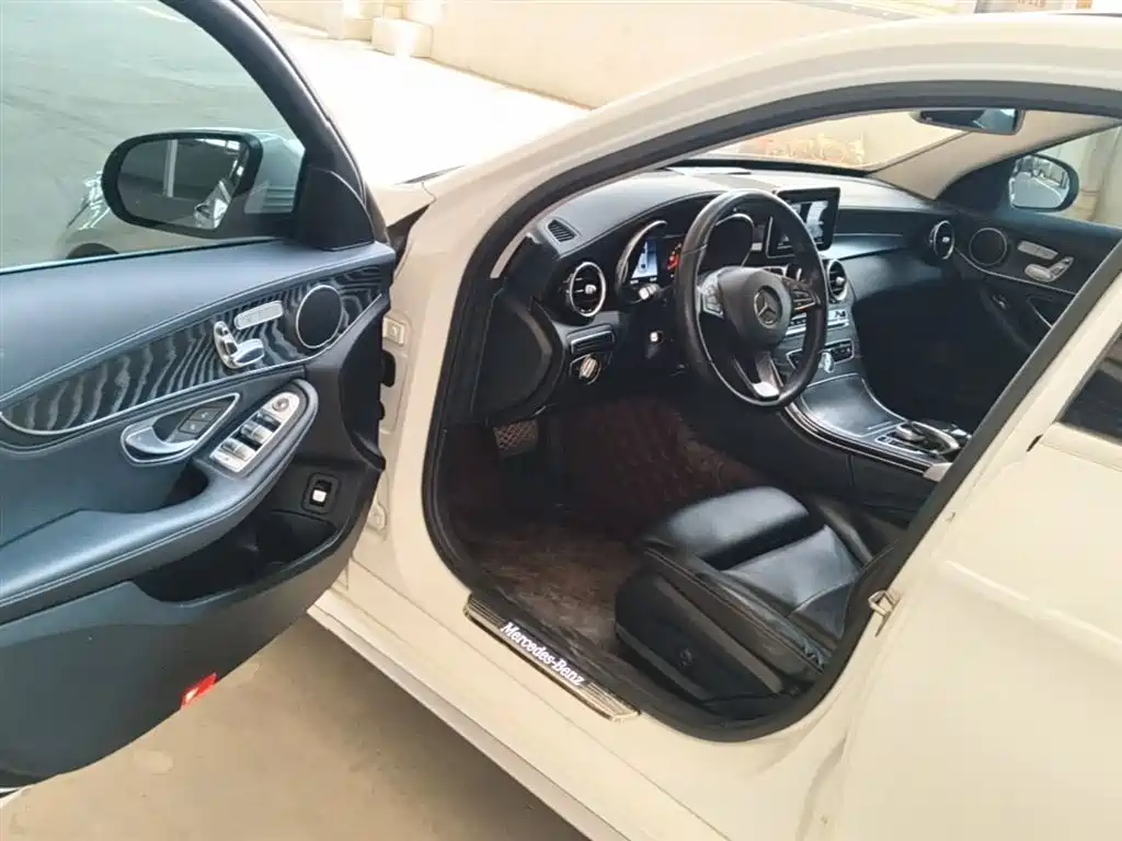 Mercedes-Benz C-Class 2018 C 200 L Sport Edition фото 16
