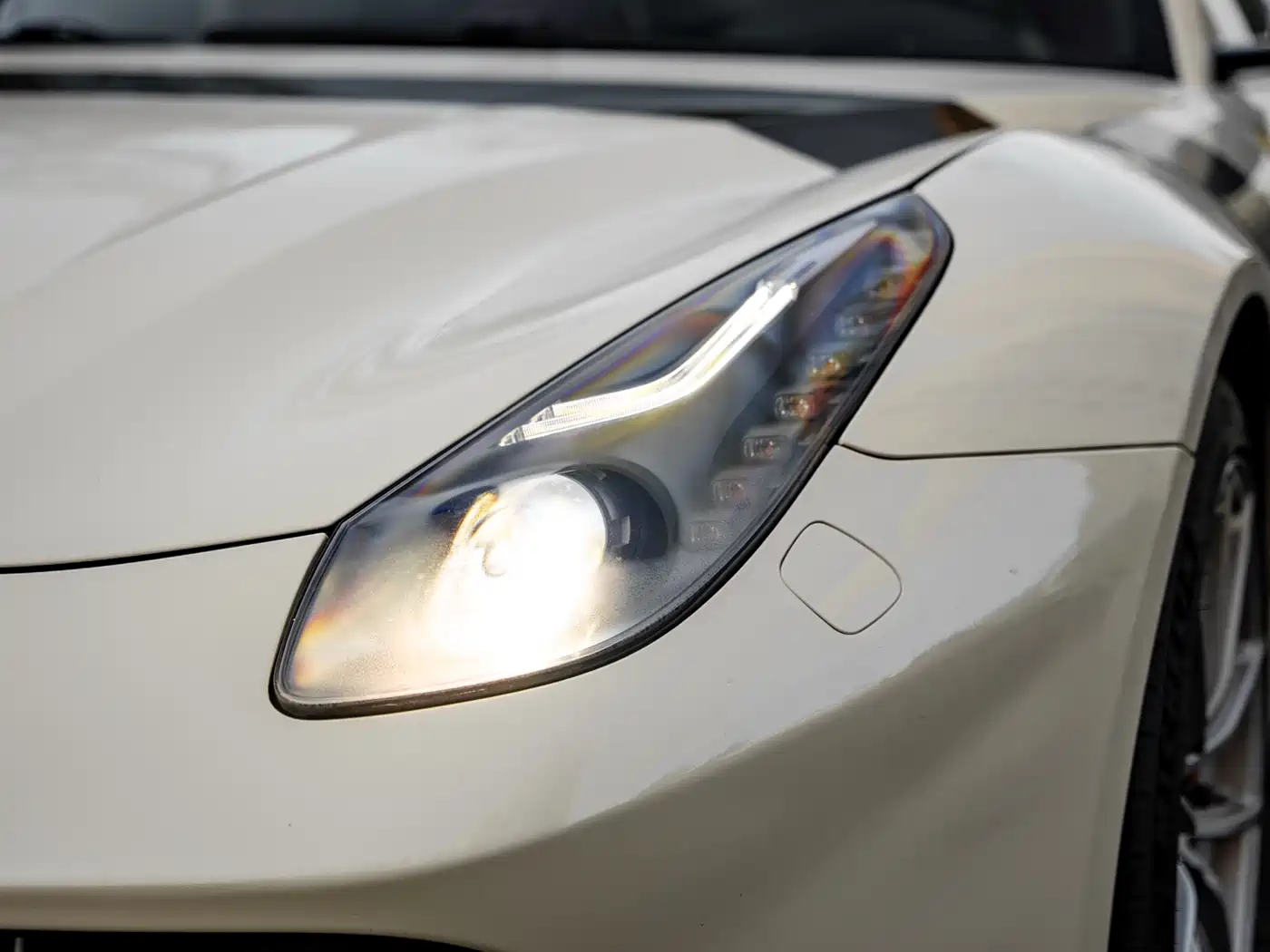 Ferrari F12berlinetta 2013 6.3L Standard фото 3