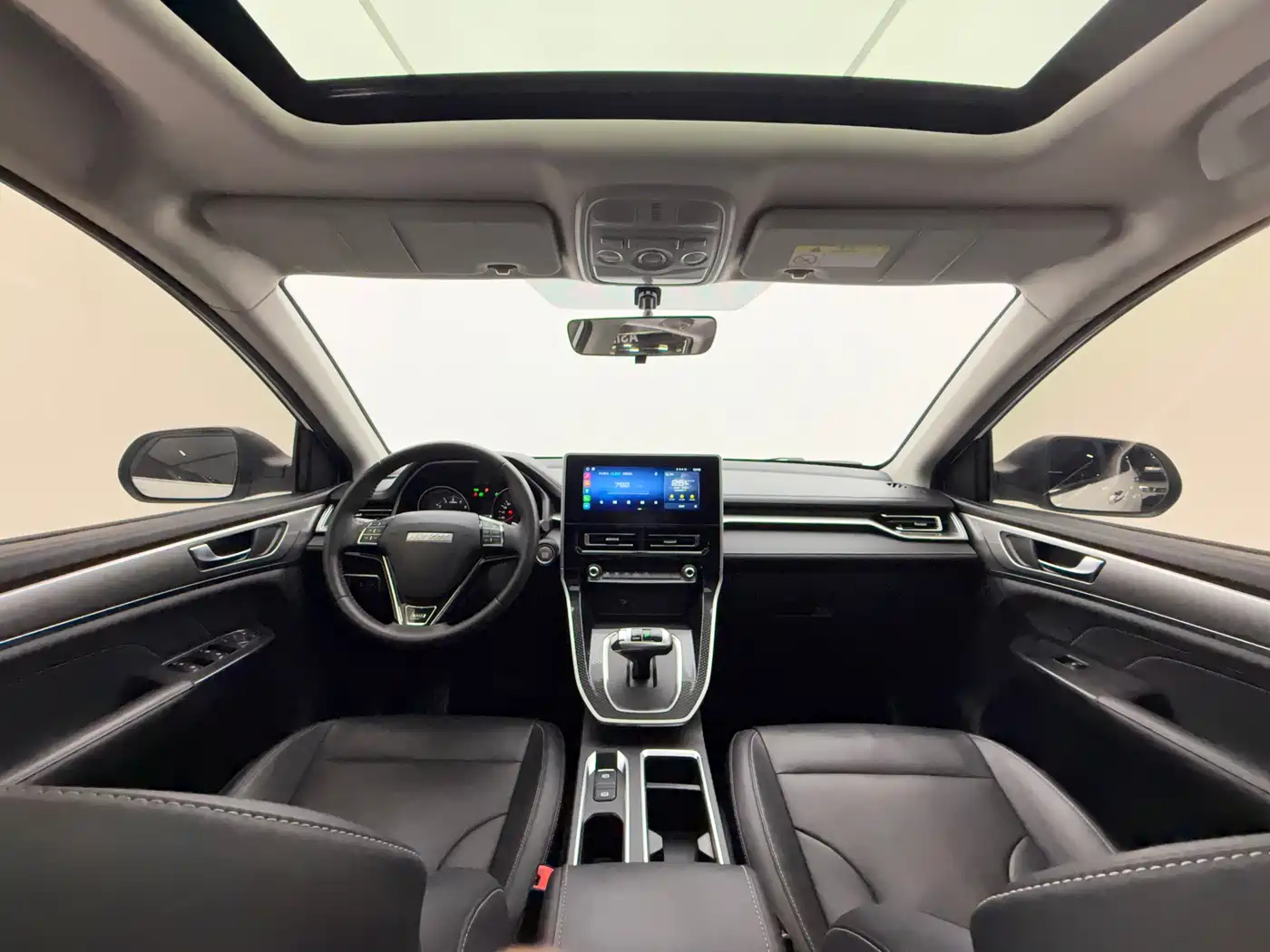 Haval M6 2023 PLUS 1.5T DCT Luxury Smart Connect фото 10