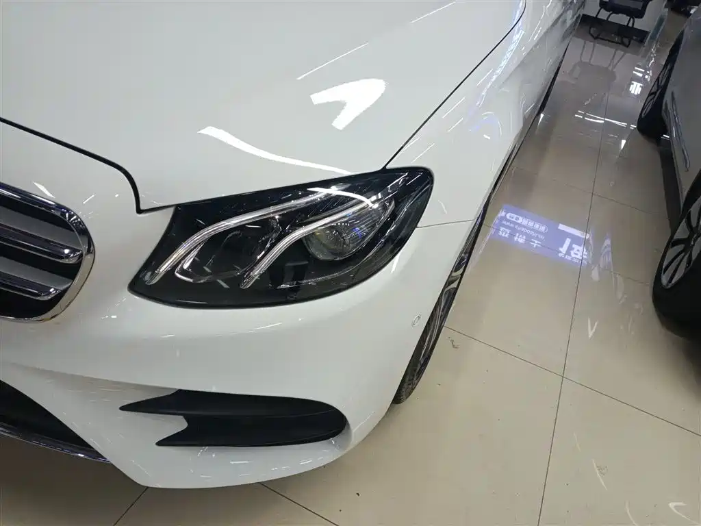 Mercedes-Benz E-Class 2019 E 200 L Sport фото 15