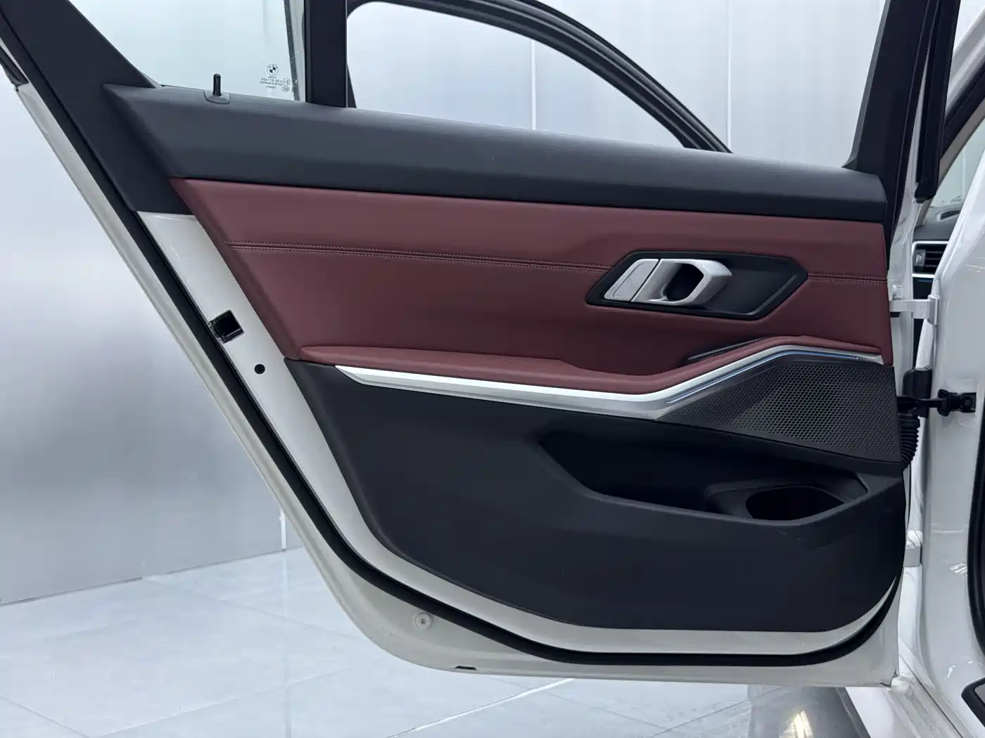 BMW i3 2024 eDrive 35 L фото 22