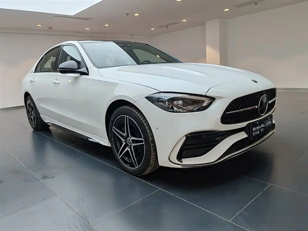 Mercedes-Benz C-Class 2024 Facelift C 260 L Moonlight Sport фото 2