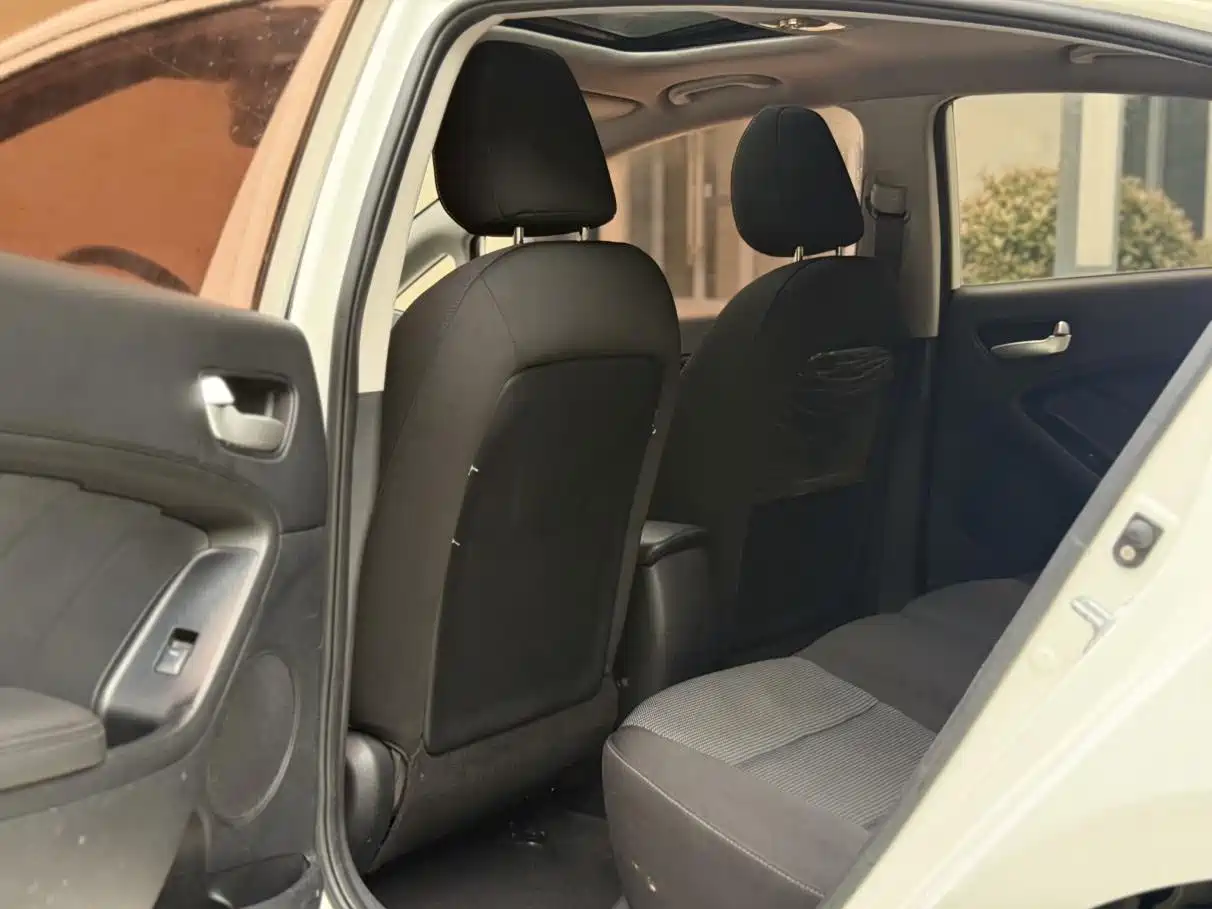 Kia K3 2016 1.6L Automatic GL фото 6