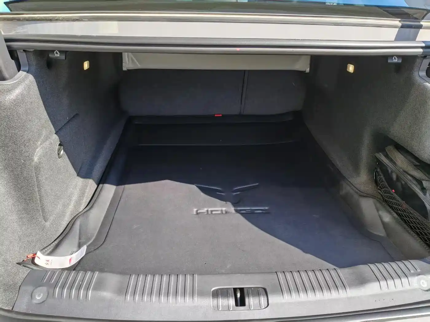 Hongqi EH7 2025 640 AWD Smart Selection Edition фото 6