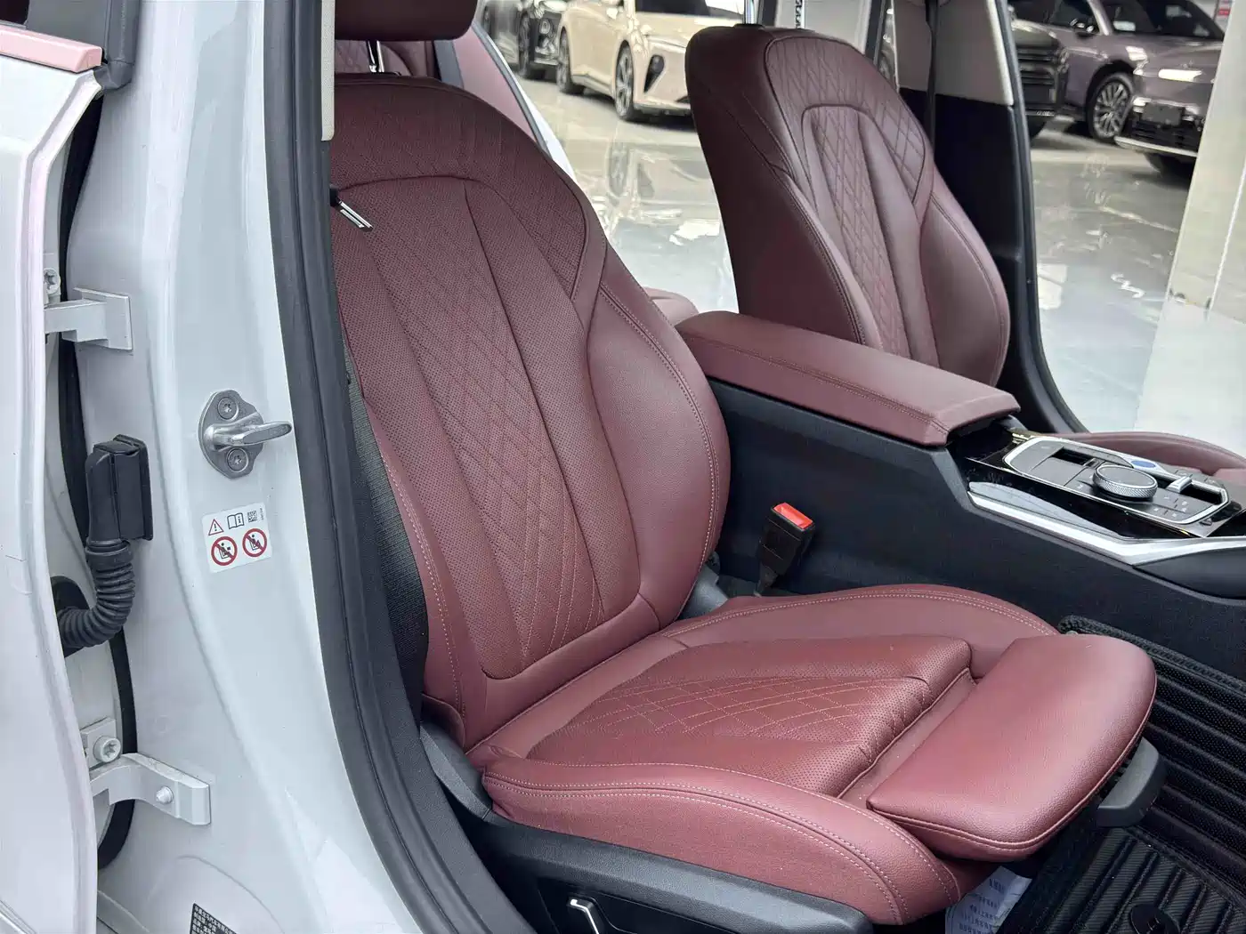 BMW i3 2024 eDrive 35 L фото 19