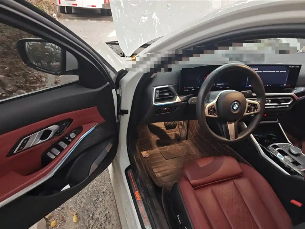 BMW i3 2024 eDrive 35 L фото 14