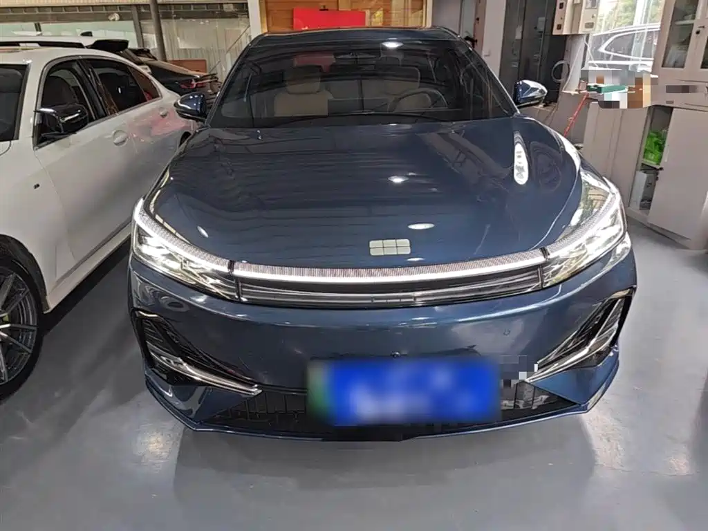 Geely Galaxy Galaxy A7 2025 EM-i фото 3