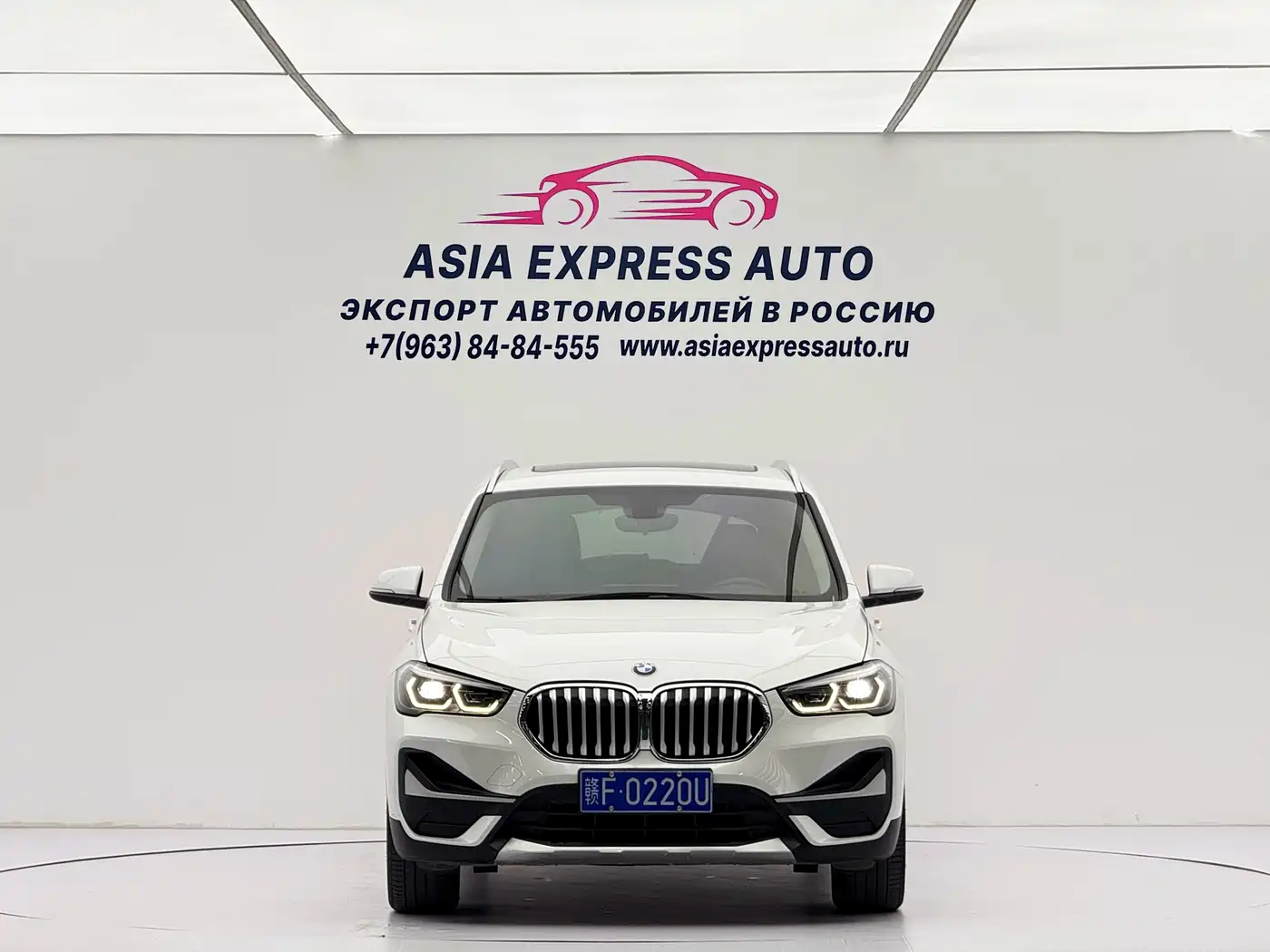 BMW X1 2022 sDrive20Li Fashion фото 2