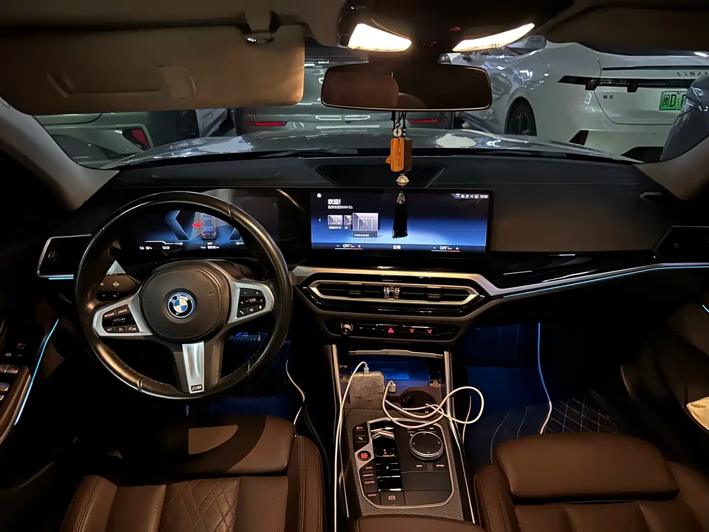 BMW i3 2023 eDrive 40 L Shadowline Package фото 9